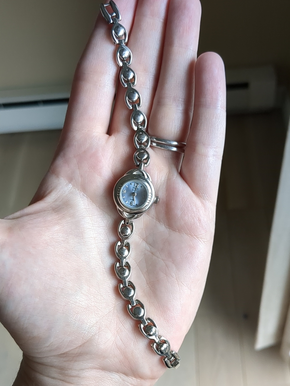 Faded Glory Silver Tone Watch Stainless Steel With Blue Face NEEDS BATTERY
